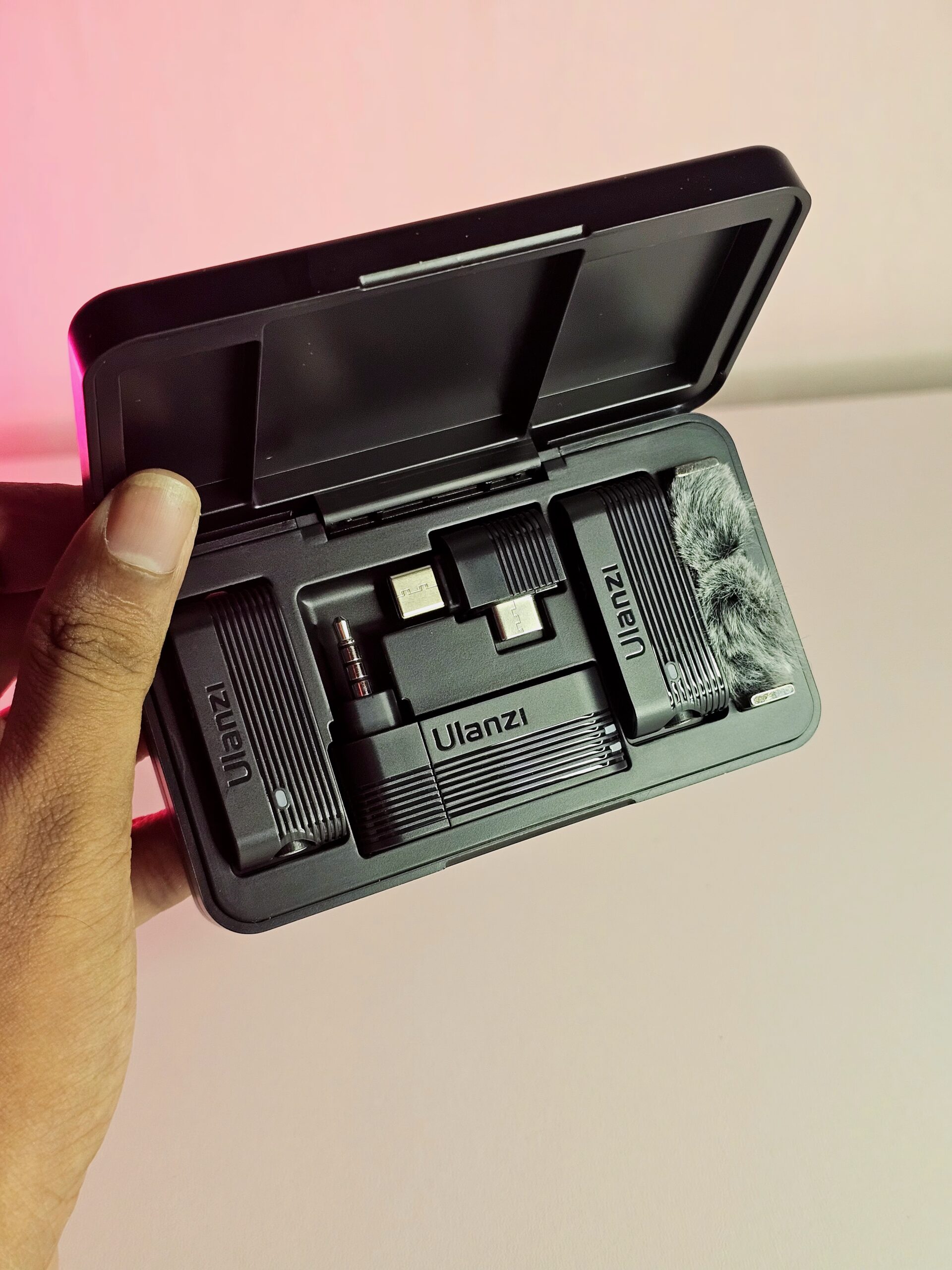 Ulanzi A100 Wireless Lavalier Microphone - Image 10